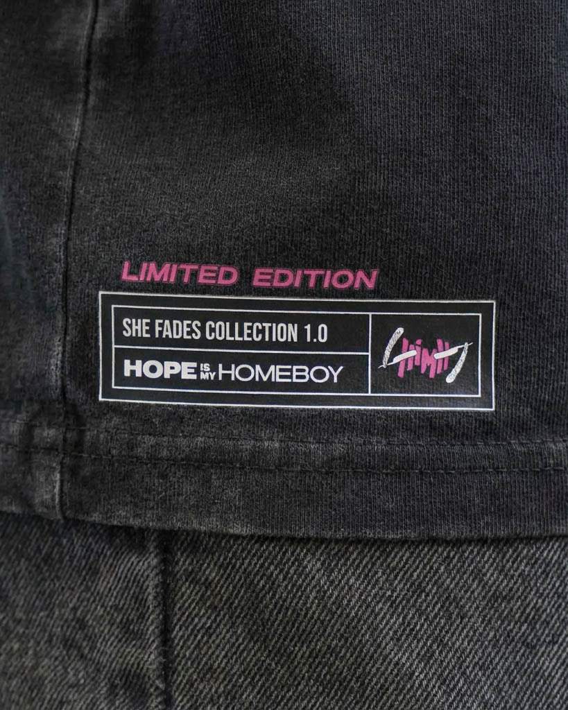 She Fades Colab Faded Heavy Tee | Woman's